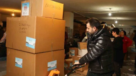Mudanya'nın yardımları yola çıktı
