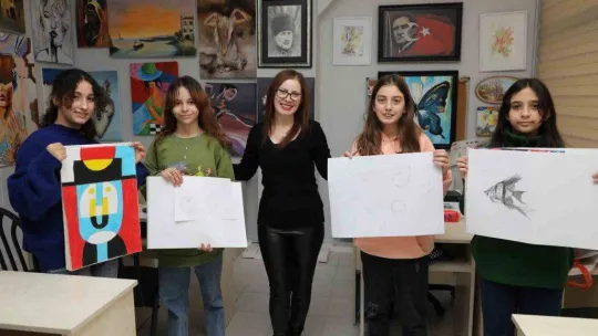 Mudanyalı çocuklar yarıyıl tatilinde sanatla buluştu