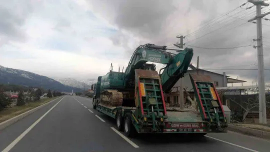 Muğla'dan deprem bölgesine 31 TIR yardım gönderildi