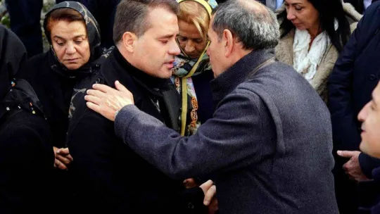 Mustafa Cengiz kabri başında dualarla anıldı