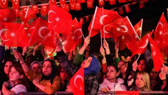 Mustafakemalpaşa'da 29 Ekim coşkusu