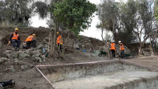Myrleia Antik Kenti için '1. Derece Arkeolojik Sit Alanı' kararı