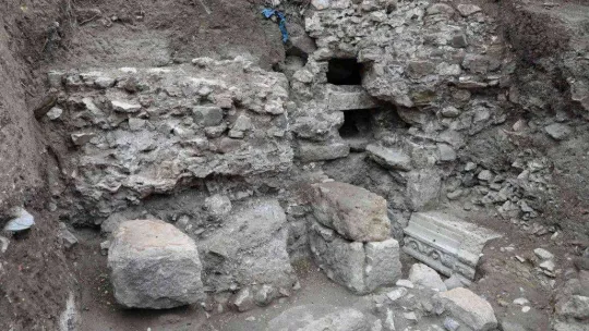 Myrleia Antik Kenti yeniden gün yüzüne çıkıyor