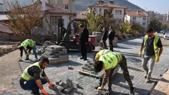 Nallıhan Belediyesinden ilçe genelinde yol çalışması