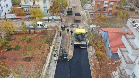 Nallıhan Belediyesinden ilçe genelinde yol çalışması