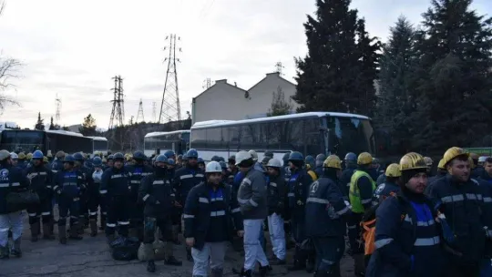 Nallıhan'da madencilerden deprem bölgesine yardım eli