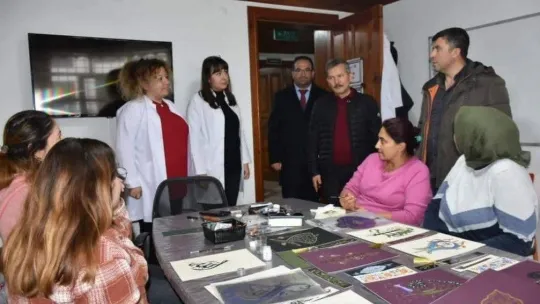 Nallıhan'da tezhip sanatı büyük ilgi görüyor