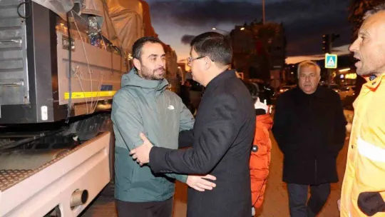 Nazilli'den otuzikinci tır dualarla yola çıktı