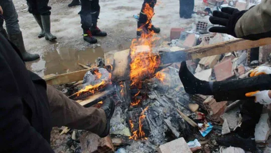 Nermin teyze 31 saat sonra enkaz altından sağ olarak çıkarıldı