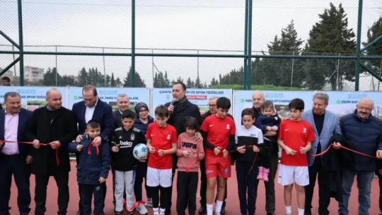 Çanta Mahallesi 4 Parka Aynı Anda Kavuştu
