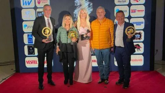 Nikah şekeri yerine hayvan barınaklarına bağış yaptılar