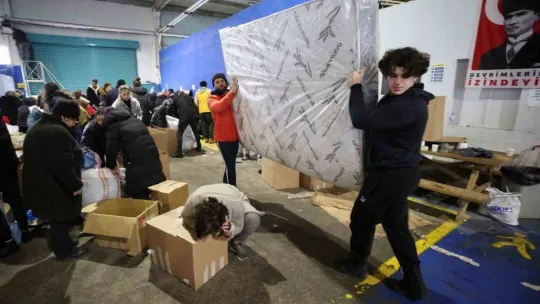 Nilüfer'de yardım seferberliği sürüyor