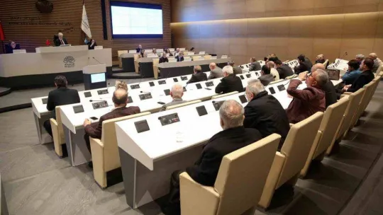 Nilüfer'den üniversite öğrencisine ulaşım desteği