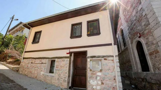 Nilüfer'in yazıevleri yeni konuklarına kapılarını açtı