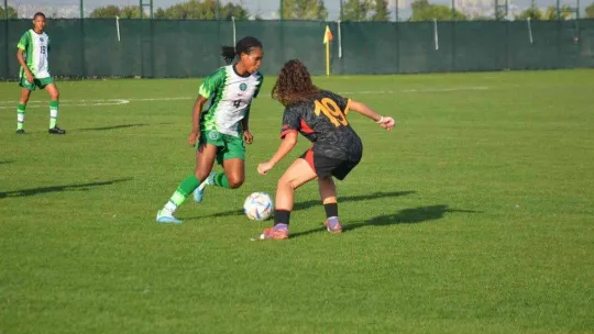 Ödünç ayakkabılarla Galatasaray'ı devirdiler