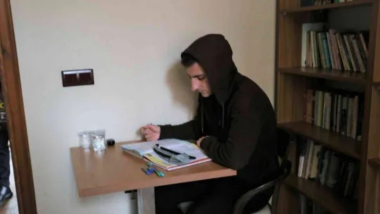 Öğrenciler Millet Kıraathanesi'nde buluşuyor