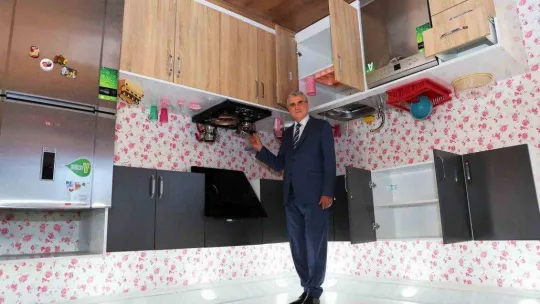 Öğrenciler Ters Evi ücretsiz gezebilecek