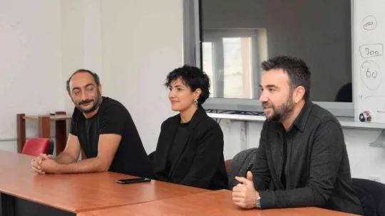 Öğrencilerle sanat dolu sohbet