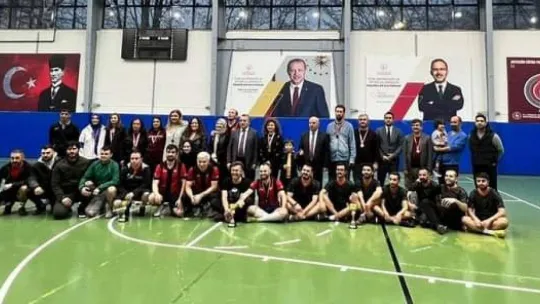 Öğretmenler arasında turnuva düzenlendi