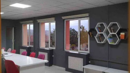 Öğretmenler odaları yenileniyor