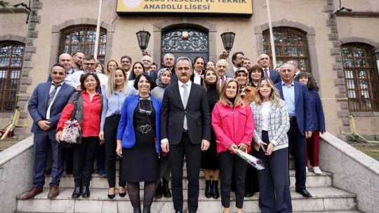 Öğretmenler, öğretmenevi restoran ve kafelerinden yüzde 30 indirimli yararlanacak