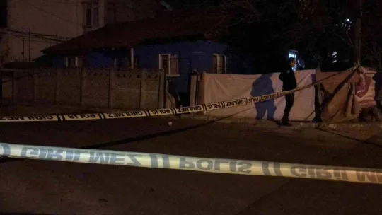 Oğulları kavga eden iki baba arasındaki silahlı kavga kanlı bitti