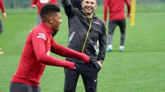 Okan Buruk: 'Taraftarımıza verdiğimiz mutluluğu devam ettirmek istiyoruz'