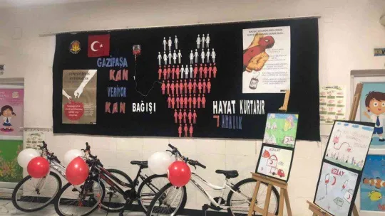 Okuldaki kampanyada iki çocuğa umut olan bağış
