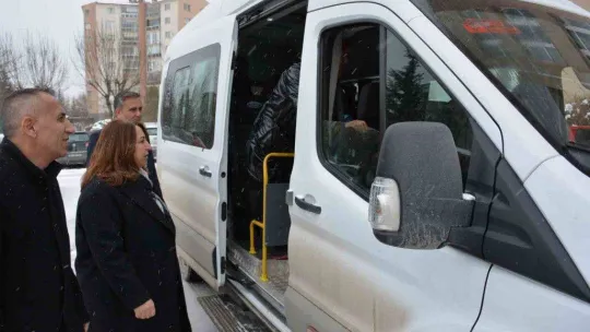 Okullarda görevli aşçılar Milli Eğitim Müdürlüğünce deprem bölgesine sevk edildi