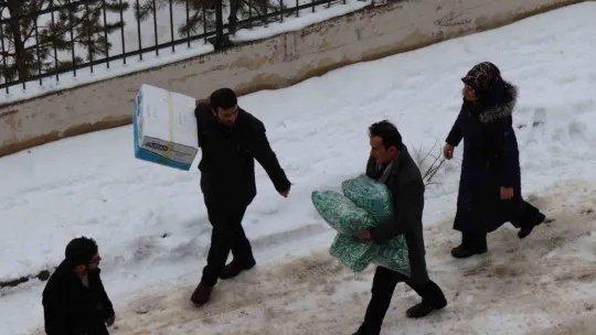 Oltu'da yardım seferberliği