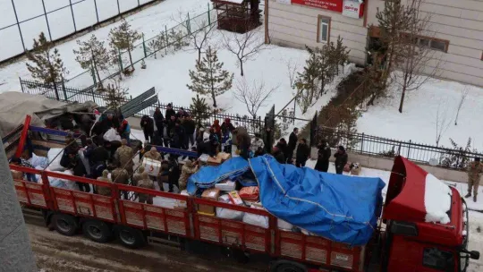 Oltu'da yardım seferberliği