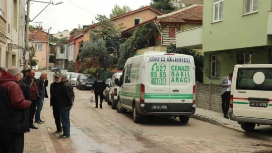 Ölümü, eve fatura bırakmaya gelen görevlinin dikkati sayesinde ortaya çıktı