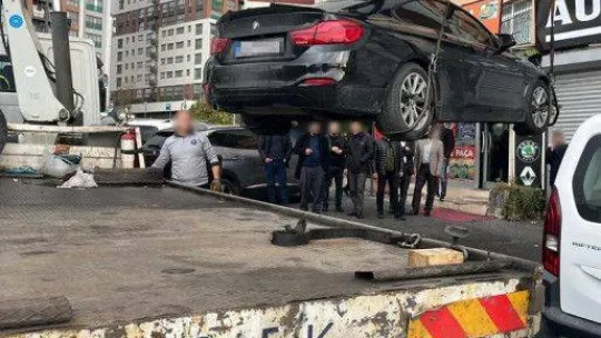 Önce anahtarı, sonra otomobili çaldı