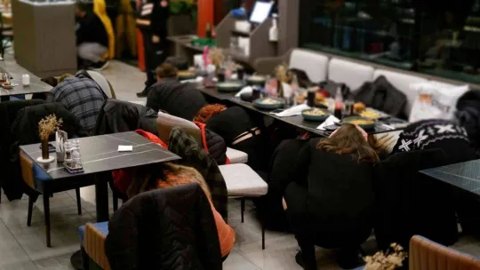 Önce paniklediler ardından tatbikata katıldılar