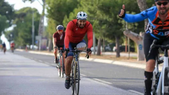 Onlarca çocuğun bisiklet hayali gerçeğe dönüştü