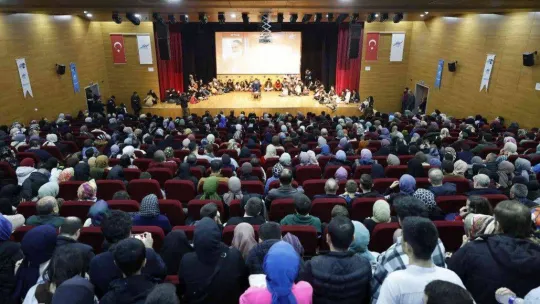 Op. Dr. Selman 'Tıbbi Devadan Ruhi Devaya' söyleşisiyle Sultangazi'ye konuk oldu