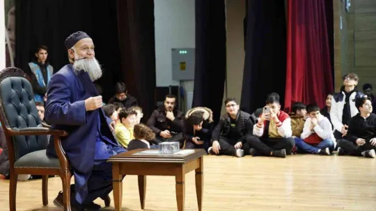 Op. Dr. Selman 'Tıbbi Devadan Ruhi Devaya' söyleşisiyle Sultangazi'ye konuk oldu