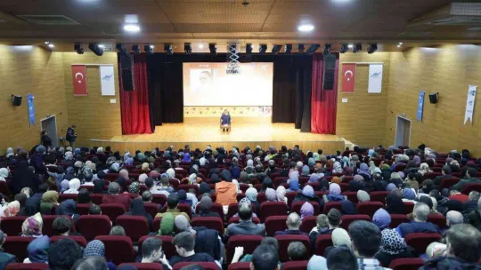 Op. Dr. Selman 'Tıbbi Devadan Ruhi Devaya' söyleşisiyle Sultangazi'ye konuk oldu