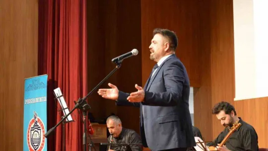 Orhangazi'de türkü şöleni