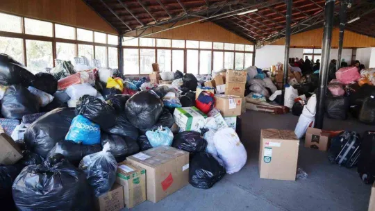 Ortaca'da yardımlar yola çıktı, oteller depremzedelere kapılarını açtı