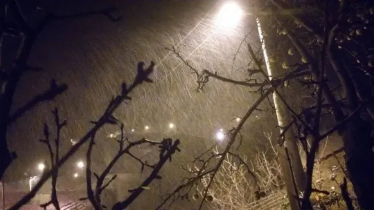 Osmaneli'nin yüksek kesimlerine mevsimin ilk karı yağdı