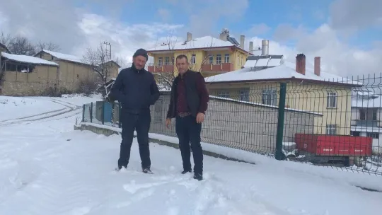 Osmaneli'nin yüksek kesimlerinde kar yağışı etkisini gösterdi