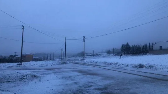Osmaneli'ye yılın ilk karı yağdı