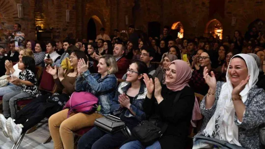 Osmangazi'de tiyatro okulu büyüledi