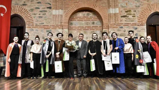 Osmangazi'de tiyatro okulu büyüledi