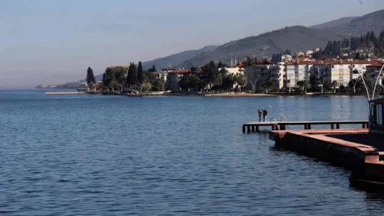 Osmangazi Köprüsü'nden atlayan genç adamın cesedi bulundu
