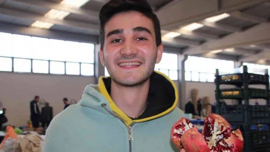 Osmanlı saraylarının nar ihtiyacının yarısını karşılayan Bilecik'te nar yerinde 5, pazarda ise 10 TL