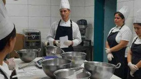 Otel çalışanlarına kariyer gelişimi fırsatı