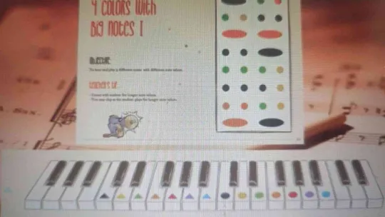 Otizmli çocuklara notasız piyano eğitimi