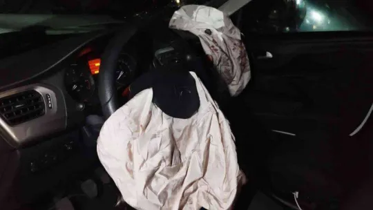 Otobanda feci kaza: 1 ölü, 3 yaralı